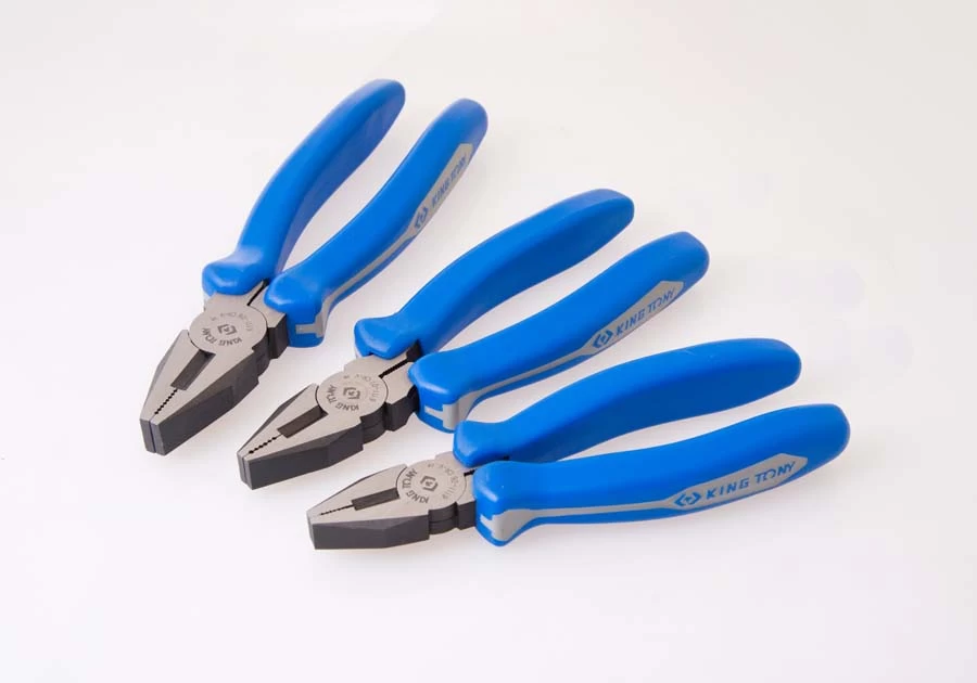 Pliers